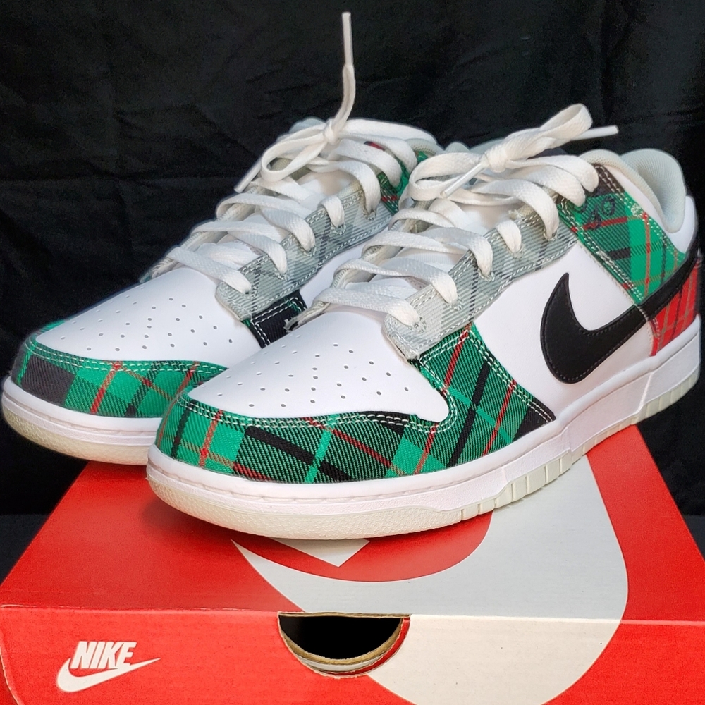 Nike Dunk Low Plaid